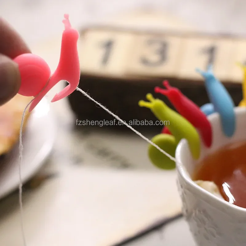 product food grade bpa free heat resistant multi function snail shape silicone cartoon drink markers tea bag spoon clips holders-7