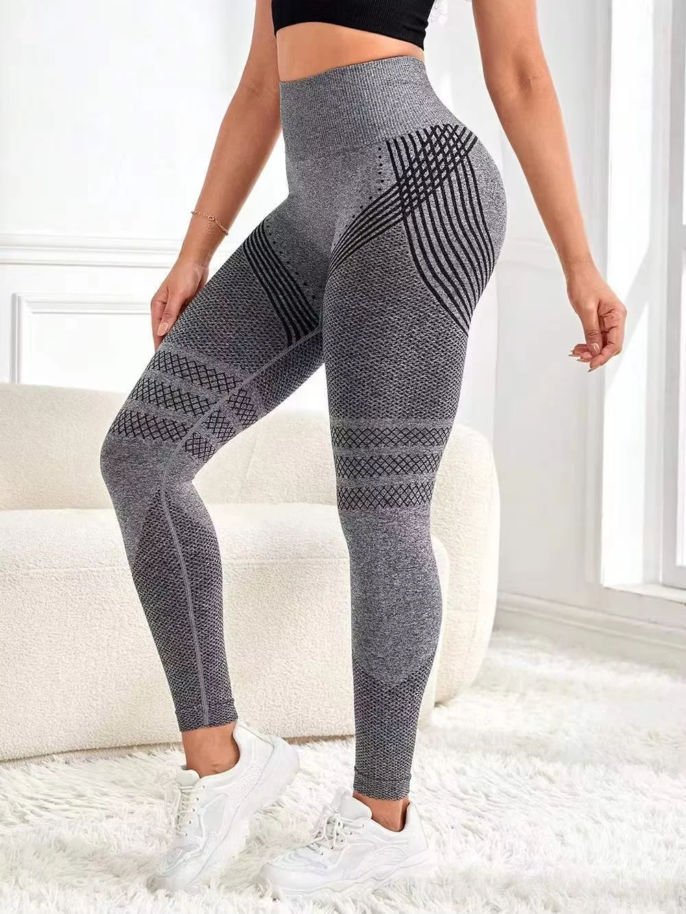 Qinelle High-Waist Sculpting Leggings in Light Blue