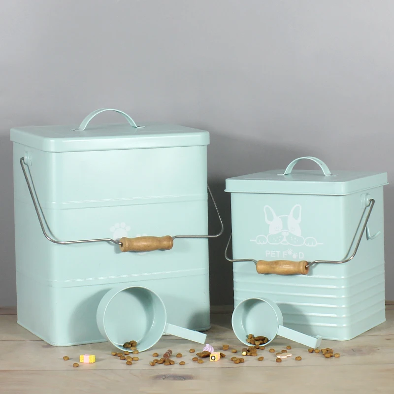 Airtight Dog Treat Storage Tin with Scoop Food Packaging Rectangle Stocked Galvanized Iron Pet Food Storage Container