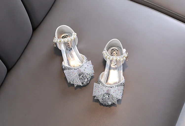 Spring and Autumn New Korean Version of Girls Rhinestones Shining Princess Leisure Toddler Sandals factory