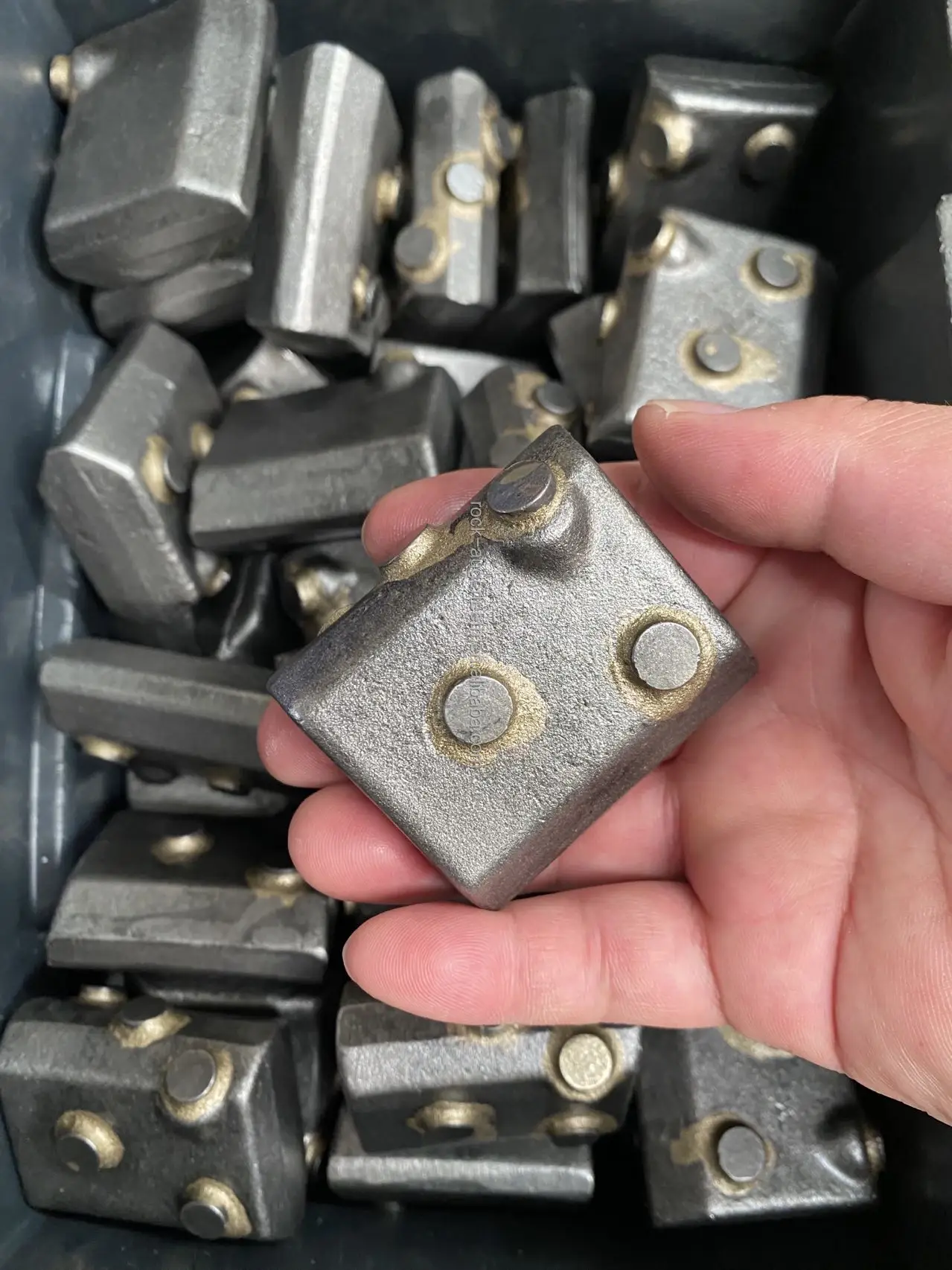 Foundation Rotary Drilling Bits Wear Parts Welding bar BA10 BA50-26.5 BA70-38 BA90-35 BA55-22 BA90-42 for Casing Barrel supplier