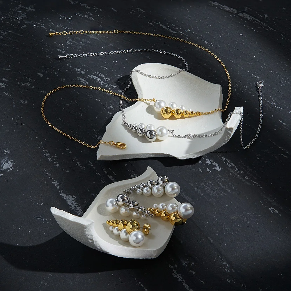 Latest 18K Gold Plated Brass Jewelry Mini Big Ball Beads Stud Earrings Irregular Pearls For Women Accessories Earrings E231461