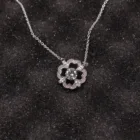 Jewellery Jewellery Necklaces New Arrival Jewellery Beautiful Flower Shape Pendant Necklace 18K Gold Necklace For Girls