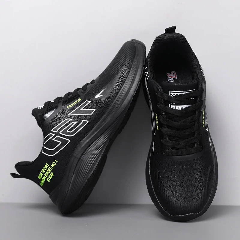 Fashion Trend Light Weight Anti-slip Hard-Wearing Waterproof Casual Sports Shoes For Men