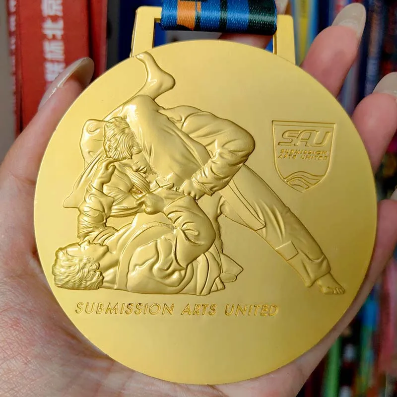Wholesale Personalized Round Gold Embossed Sport Medals to Customize Taekwondo Bjj Karate Award Medal factory