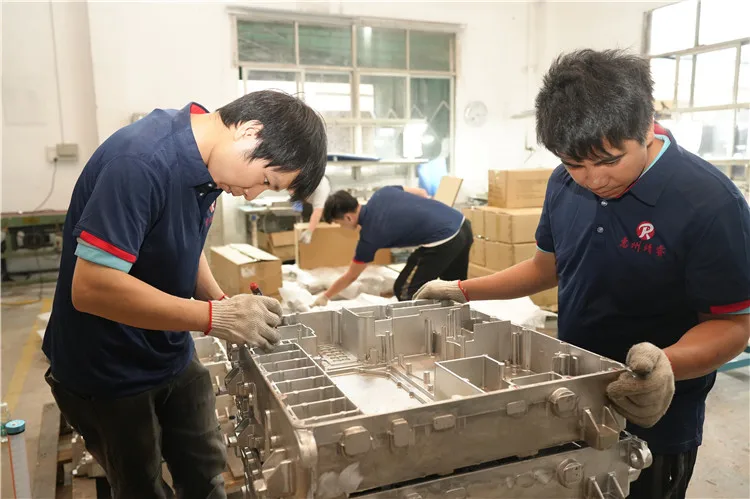 Precision Custom Machining Die-Casting Aluminum Alloy Mechanical Parts Casting Service Parts Gravity Casting Machining factory