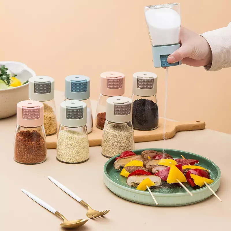 New Quantitative Salt Shaker Household Kitchen Sodium Glutamate Seasoning Bottle Press Type Seasoning Jar