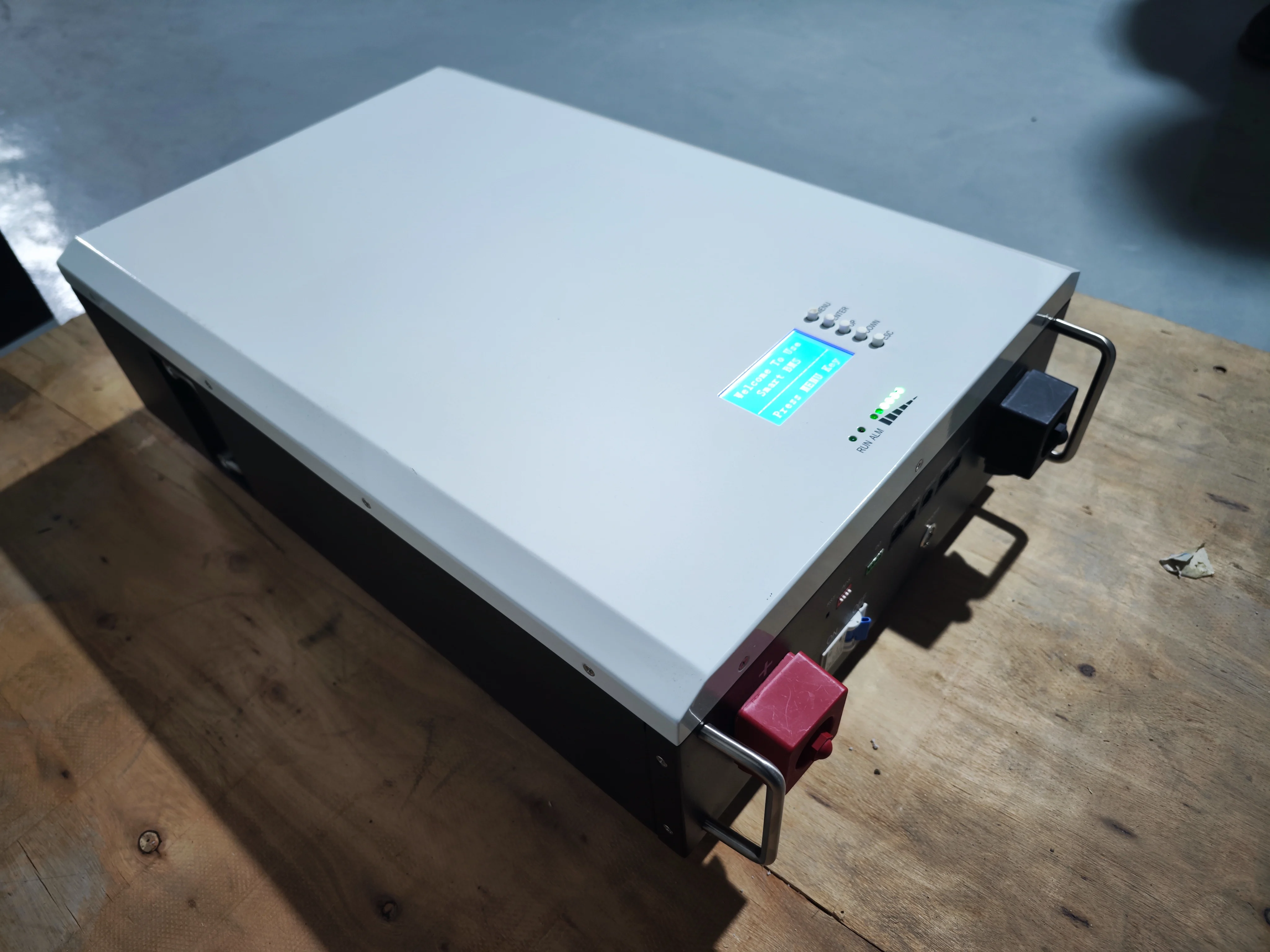 RisunPower 409.6V 50AH 20.48kWh High Voltage Residential Wall Mounted Energy Storage Lithium LiFePO4 lithium ion batteries