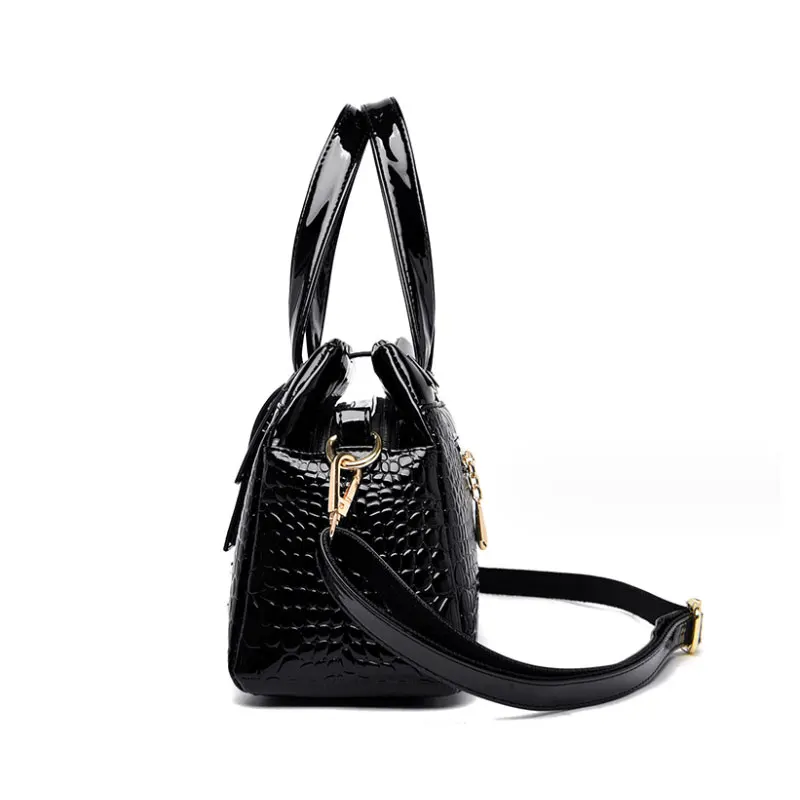 Women's Bags 2023 New Middle-aged Women's Bags Simple and Trendy Single Shoulder Crossbody Bag Fashion Handbag