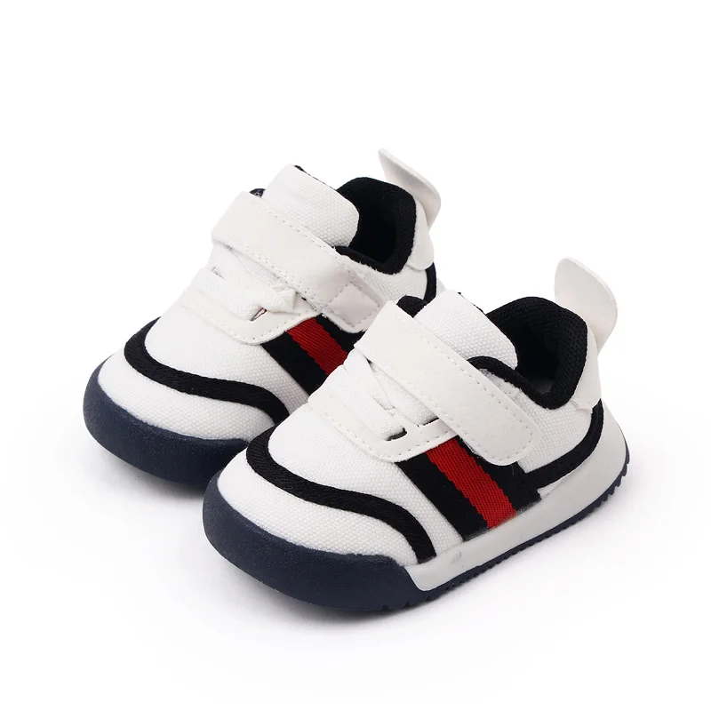 High Quality Soft Rubber Anti-slip Outsole Toddler Kids Prewalker Shoes Sneakers Casual Kids Shoes manufacture