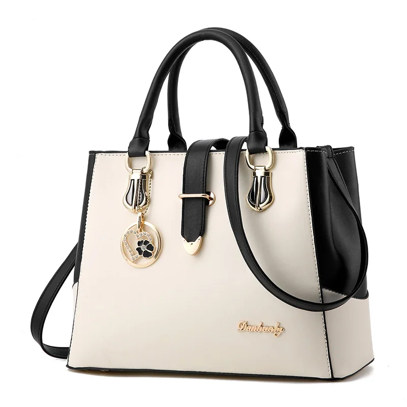 purse hand bolsa