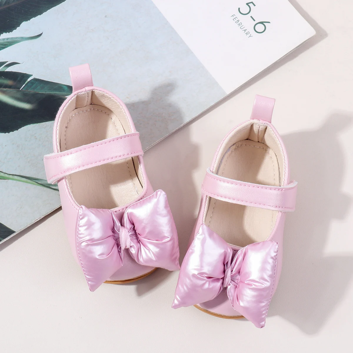 High Quality Anti-slip TPR Outsole Big Bowknot Design Princess Baby Girl Shoes factory