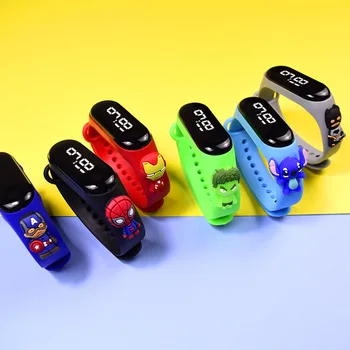 2021 High Quality Kids Wholesale Silicone LED Children Wrist Children Reminder Unique Kids digital Watches Sport Watch\