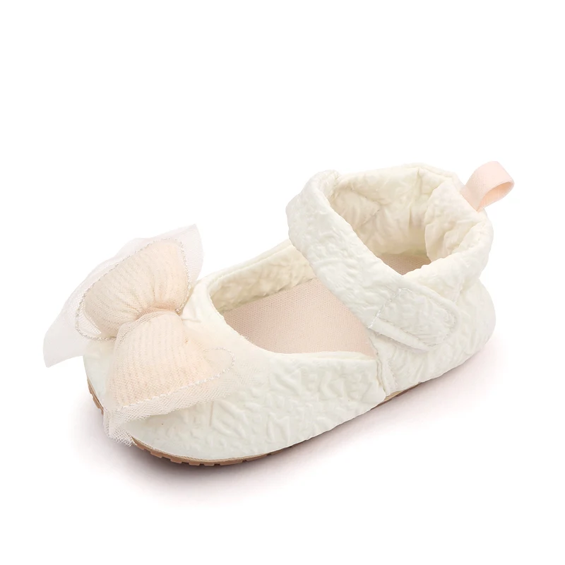 Spring and Fall New Embossed Bow Soft Soled Baby Princess Walking Shoes details