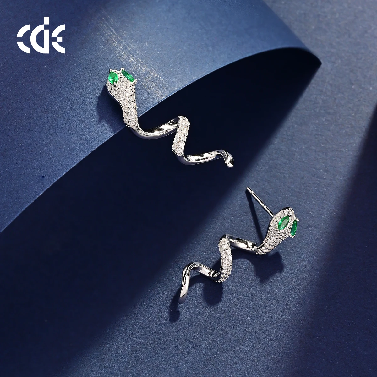 CDE CZYE013 Fine S925 Silver Jewelry Earring Rhodium Plated Animal Earrings Wholesale Bulk Zircon Snake Stud Earrings