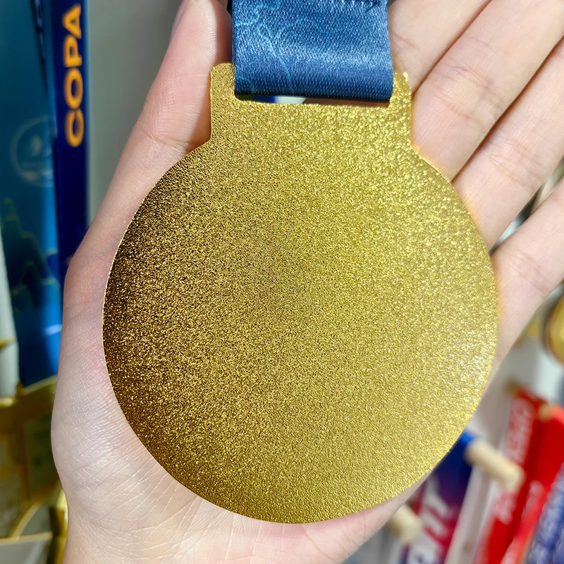 Manufacturer Custom High Quality 2D 3D Silver Gold Metal Medals and Trophies for Marathon Soccer Other Sports details