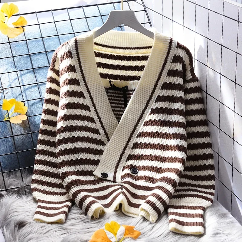 Women's Crew Neck Long Sleeve Pullover Sweater Casual Loose Fall Jumper Tops Knitwear