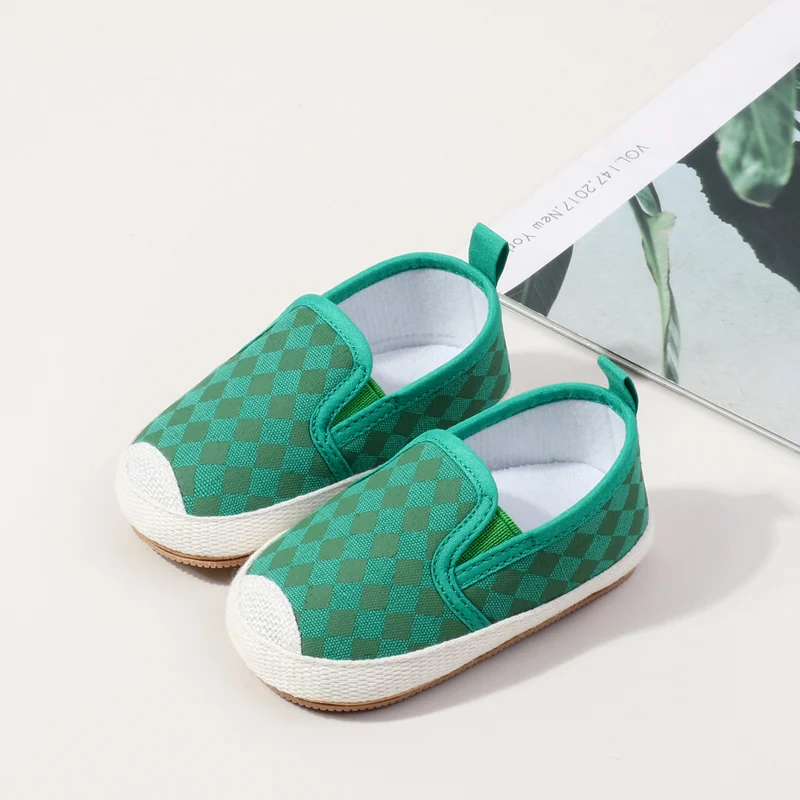 High Quality Baby & Toddler Canvas Shoes with Plaid Pattern Soft Rubber Sole & Slip-On Closure Light Weight Anti-Slippery Design details