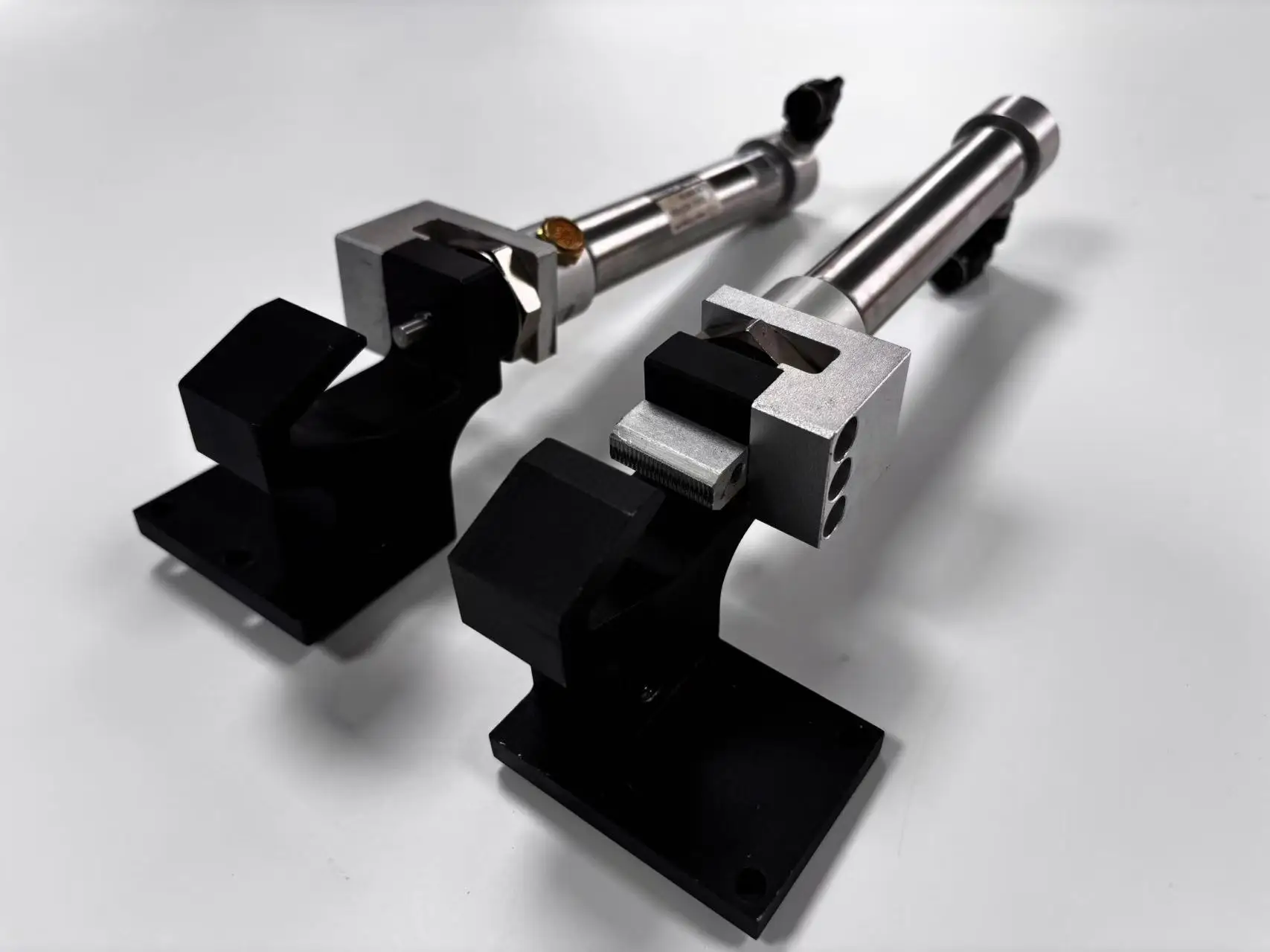 Professional Model 13 Pneumatic Belt Splicer Automatic PU/PVC Conveyor Belt Jointing System Competitive Price 220V Engine Core factory