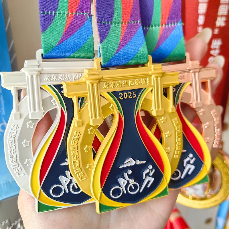 Manufacturer Custom Design Metal Sport Medal Cycling Swimming Triathlon Race Balance Bike Medal manufacture