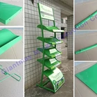 Carpet Rack Flooring Display Rack Artificial Grass Carpet Floor Display Rack For Garden Shop Green Grass Sample Stand