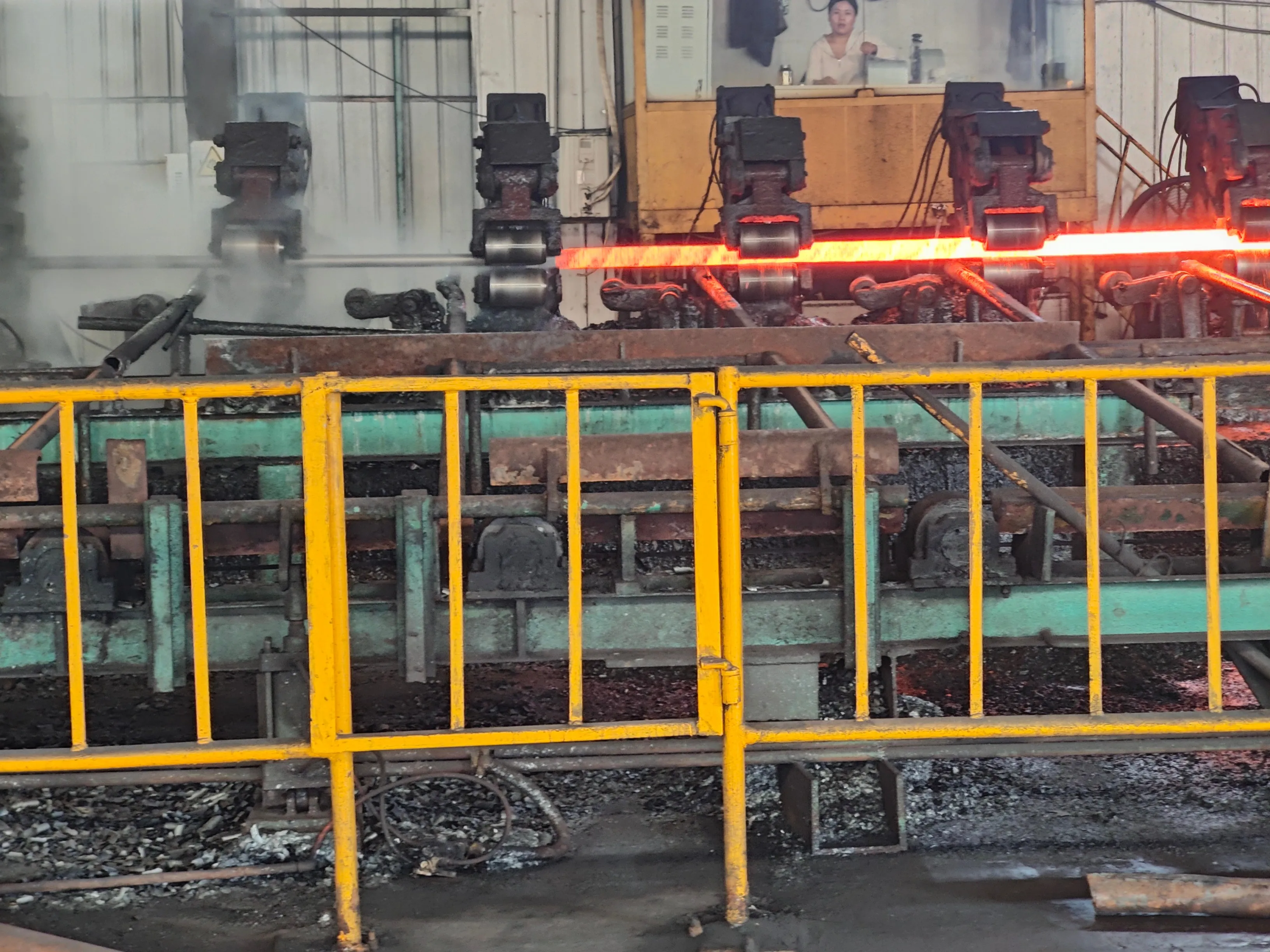 Black Stb340 Seamless Steel Tube Carbon Steel Pipe 89mm High Quality Tube and Pipe manufacture