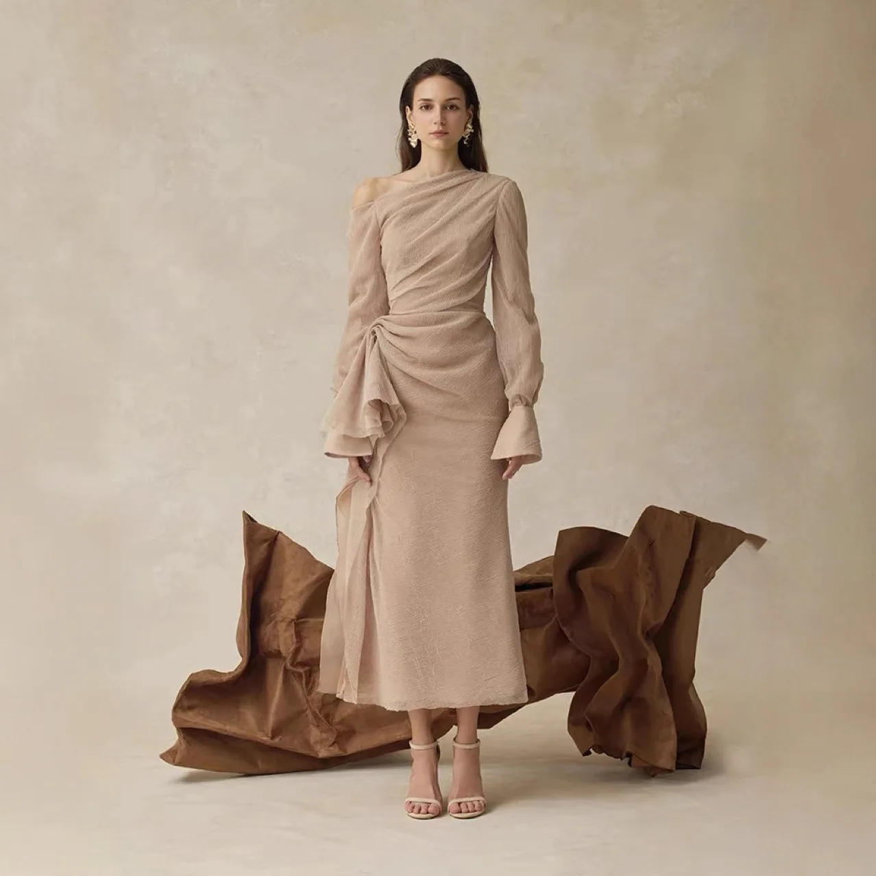 Off Shoulder Pleated Khaki Elegant Dress 1 Hb43ee4ad2d024b0ba2f22b65e3d4fc30T