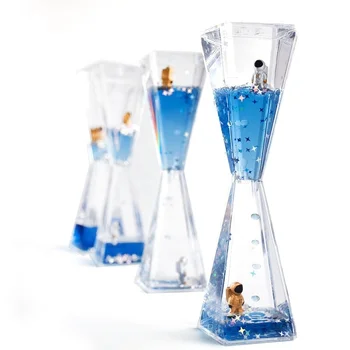 New Cute Liquid Oil Hourglass Astronauts Liquid Timer Leak Drip Sand Clock sensory toys  Home Decoration