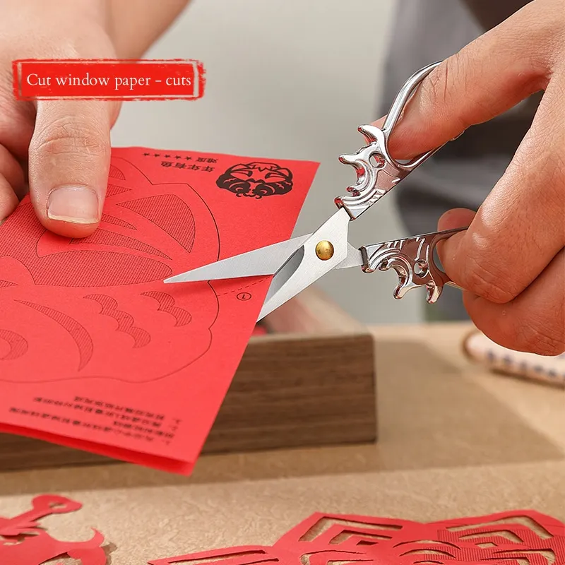 Spitze Stickerei-Bastelschere