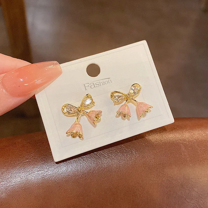 Super fairy The butterfly flowers Stud earrings  Light and decoration Restoring ancient ways earrings temperament earrings
