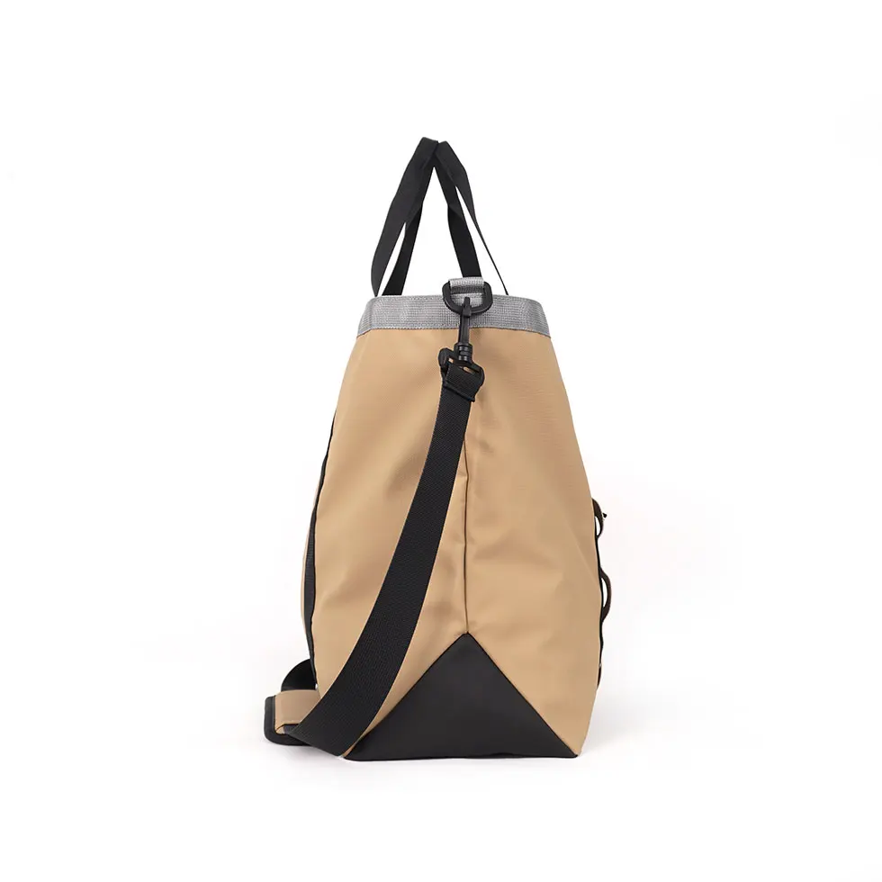 New Large Capacity Sports Gym Duffel Bag Simple Casual Waterproof Custom Logo Travel Gym Bag supplier