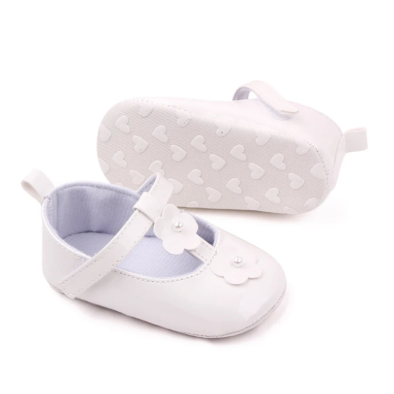 Soft Soled Princess Small Leather Shoes for Baby Girls with Flowers in Solid Color Leather factory