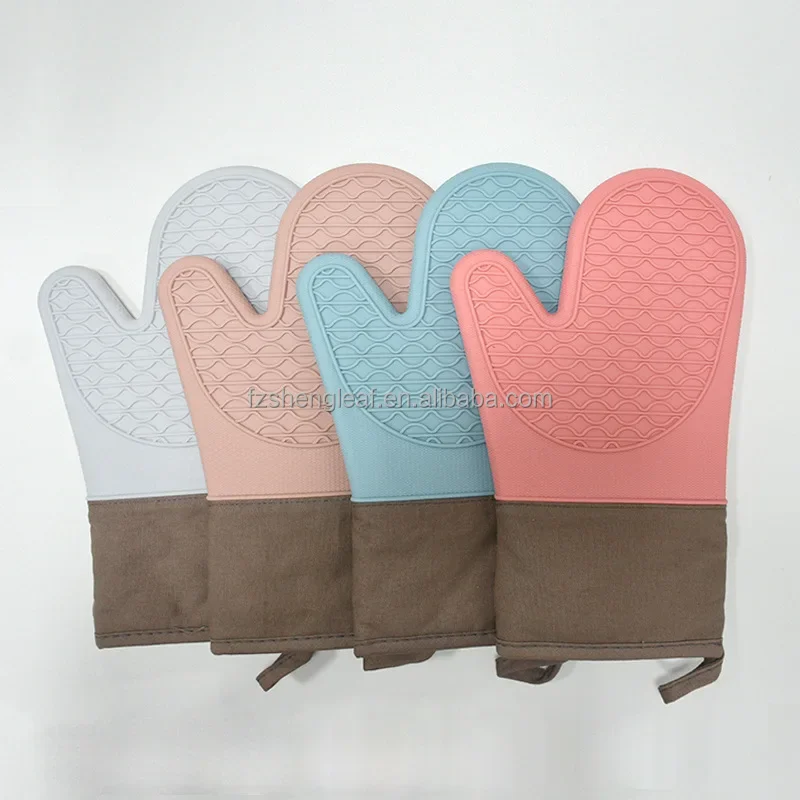 product novelty design dotted kitchen food grade silicone cotton double layer heat resistant customizable oven mitts bbq grill gloves-3