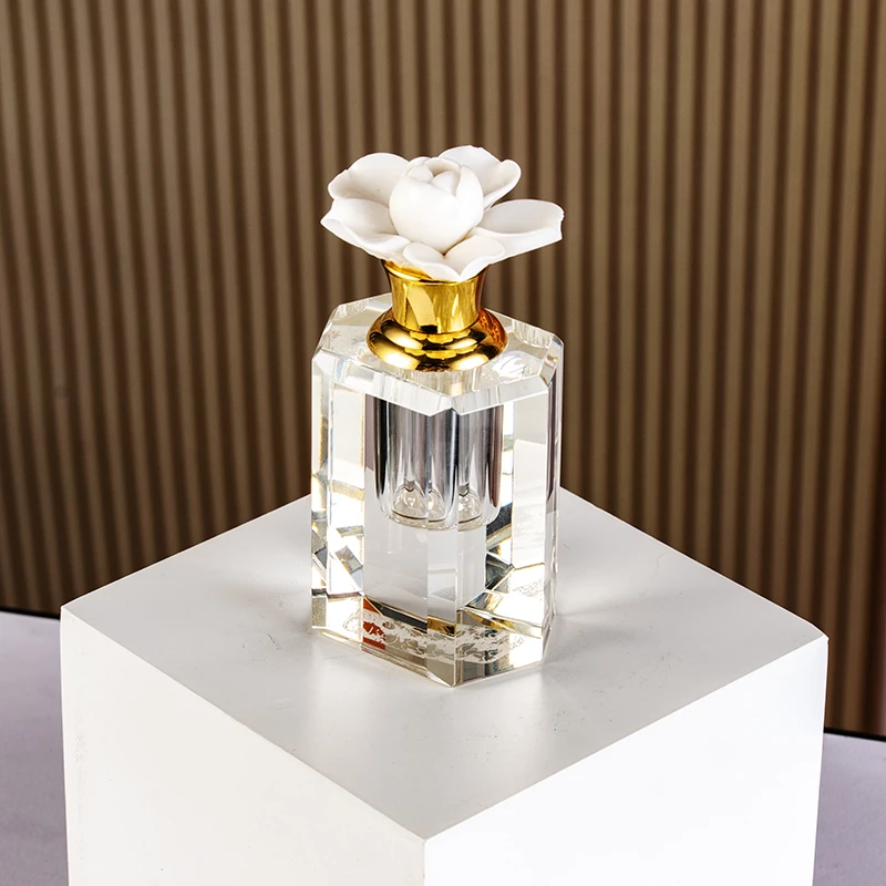 product cheap wholesale white floret can be customized 3ml glass empty bottle simple elegant crystal perfume bottle-10