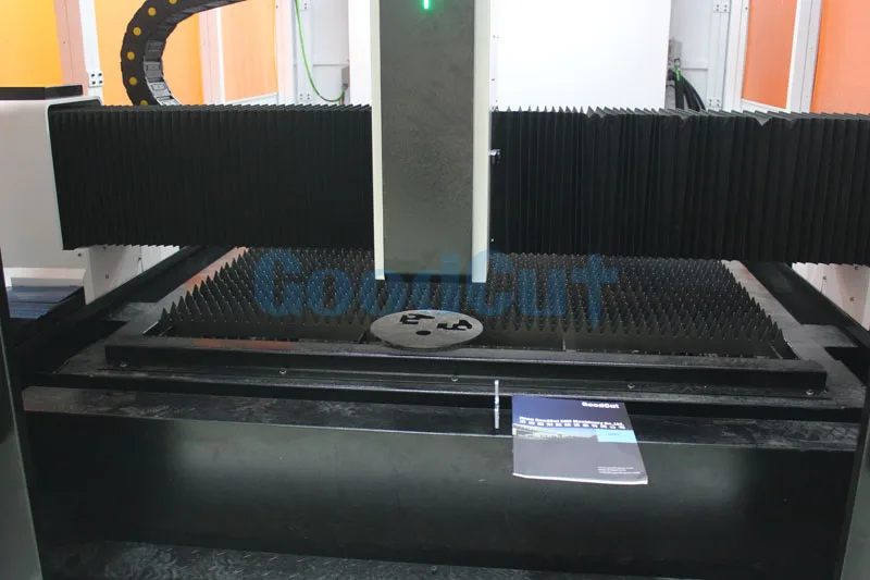 fiber laser machine (22)