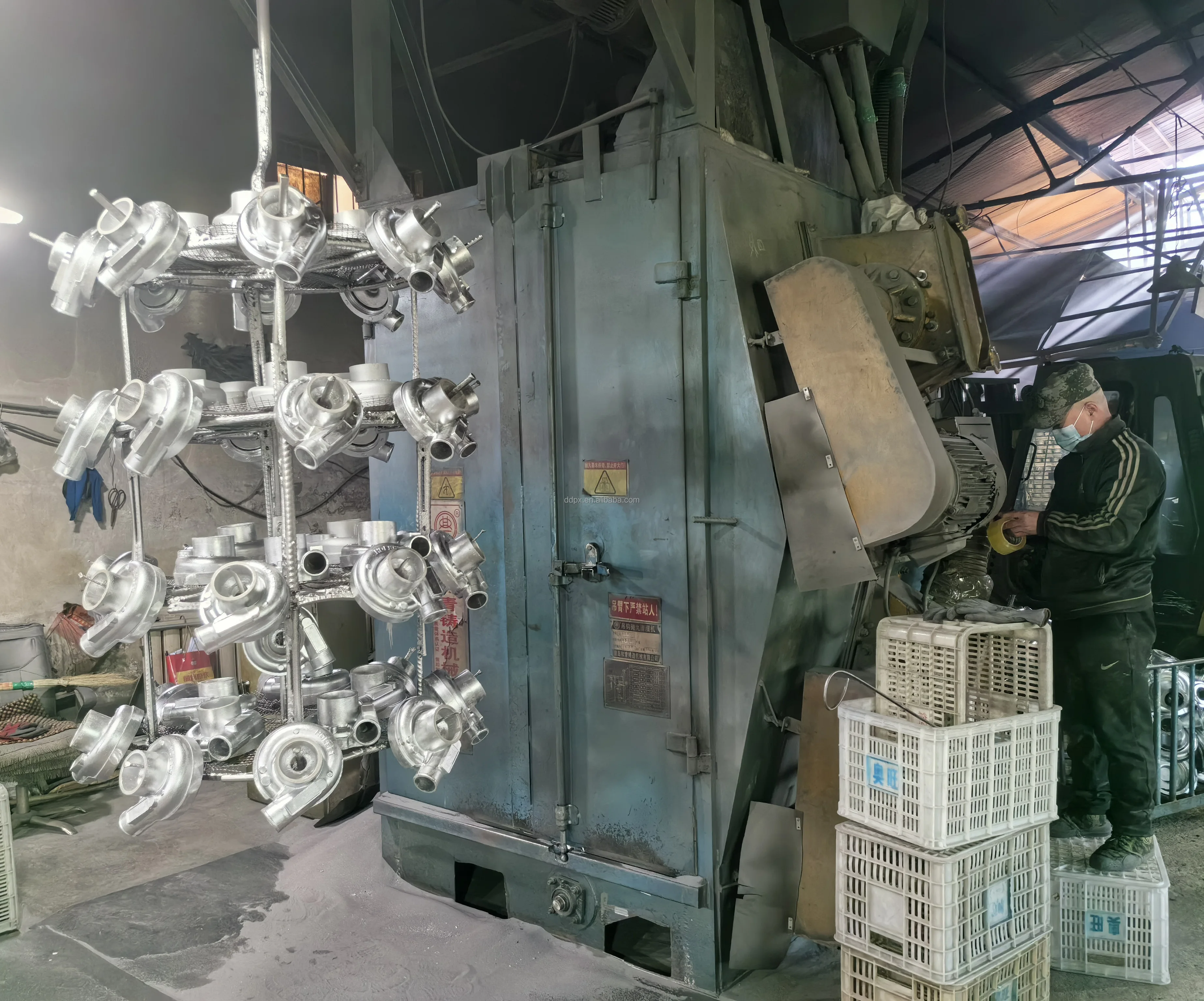 2001-2010 GM 6.6L Duramax Heavy-Duty Cast Aluminum Engine Oil Pan manufacture