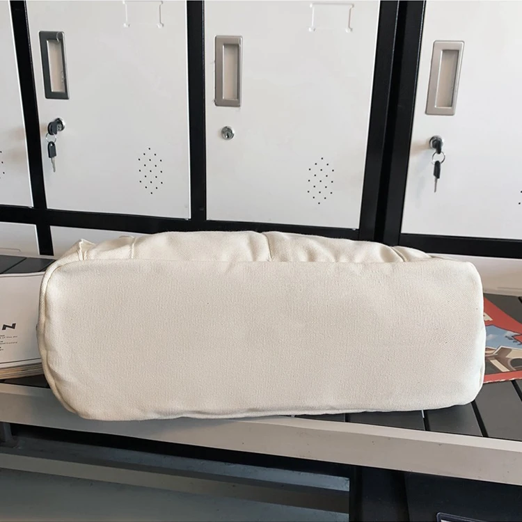 Budget Custom Large Cotton Canvas Yacht Tote Bag 100 Recycled Cotton Canvas Bag With Tow Pockets supplier