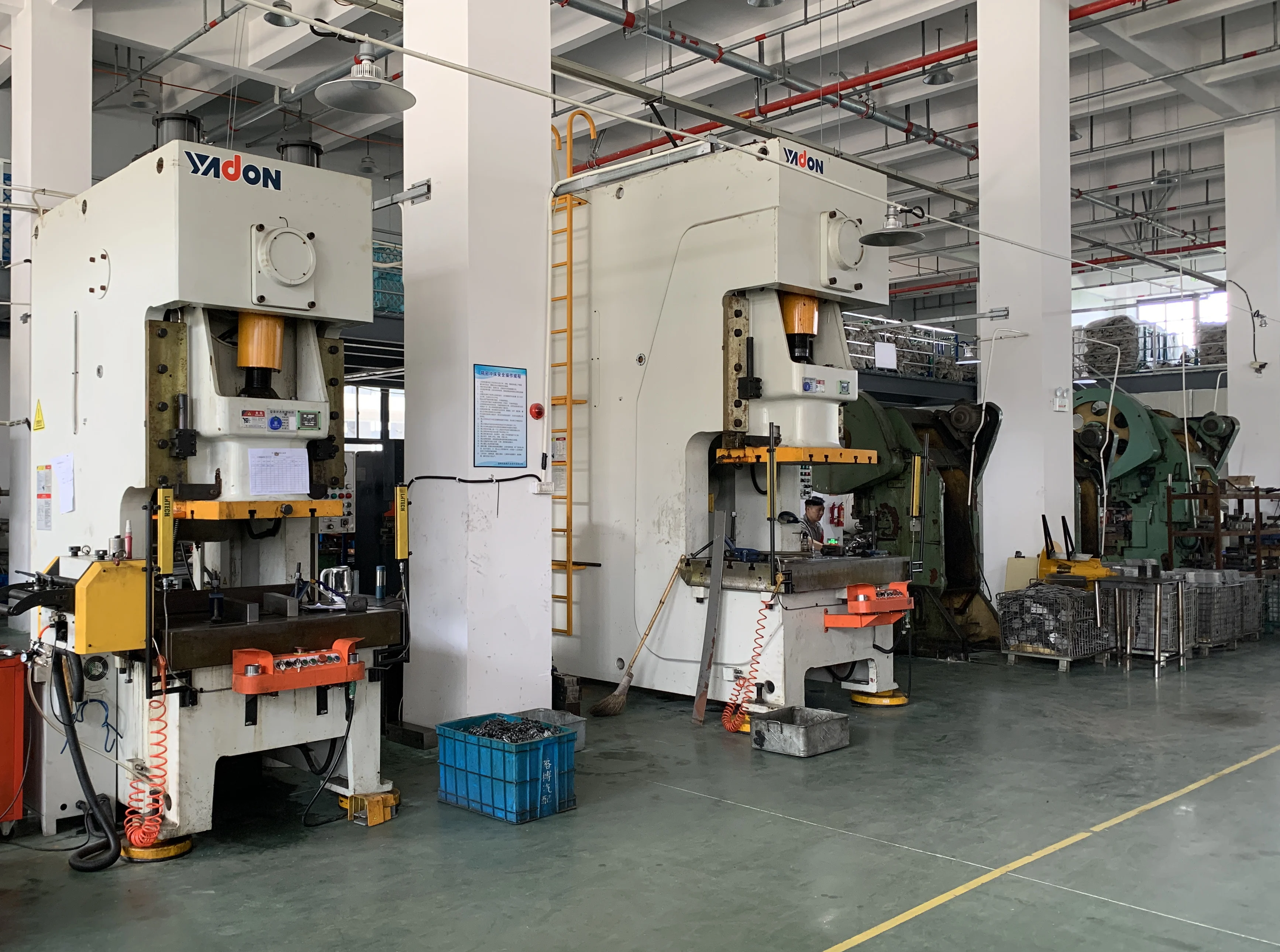Customize Various Models in the Factory Electric Side Step Pedal for Land Rover Range Rover 2017-2022 Powered Running Board manufacture