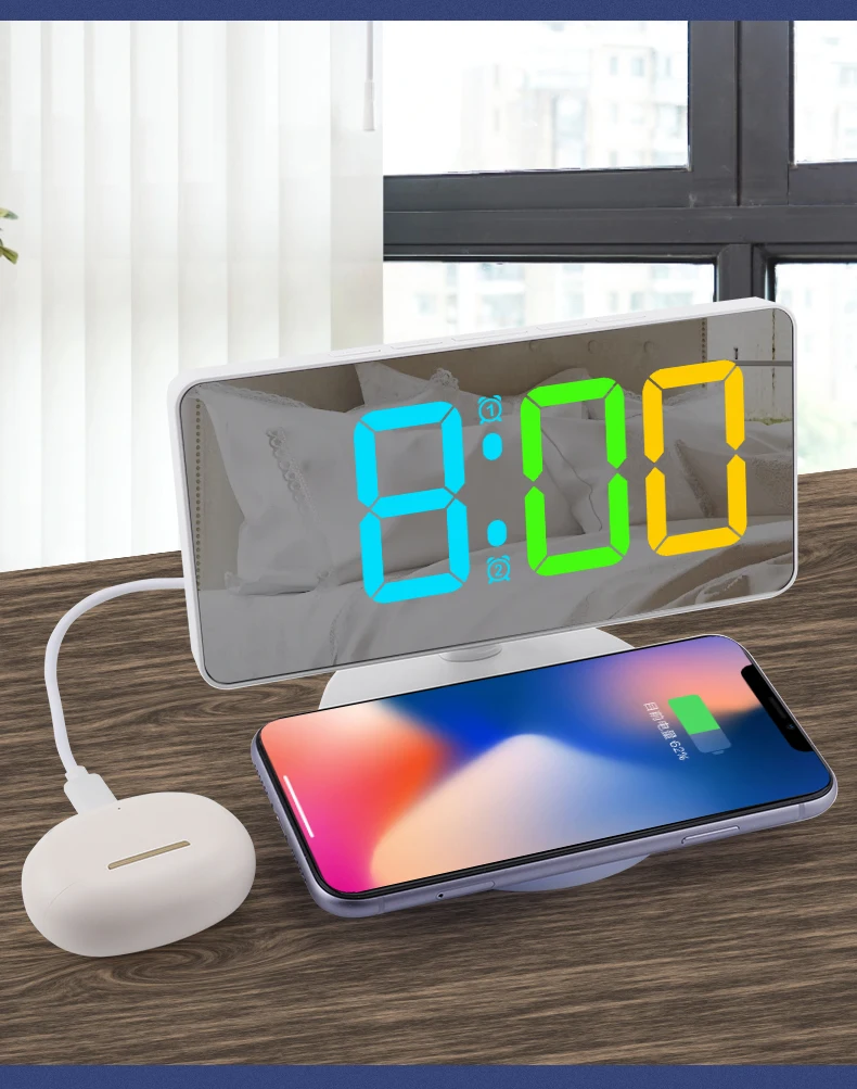 New Design LED Night Light Digital Alarm Clock 15W Fast Charging Station Wireless Charger with Alarm Clock