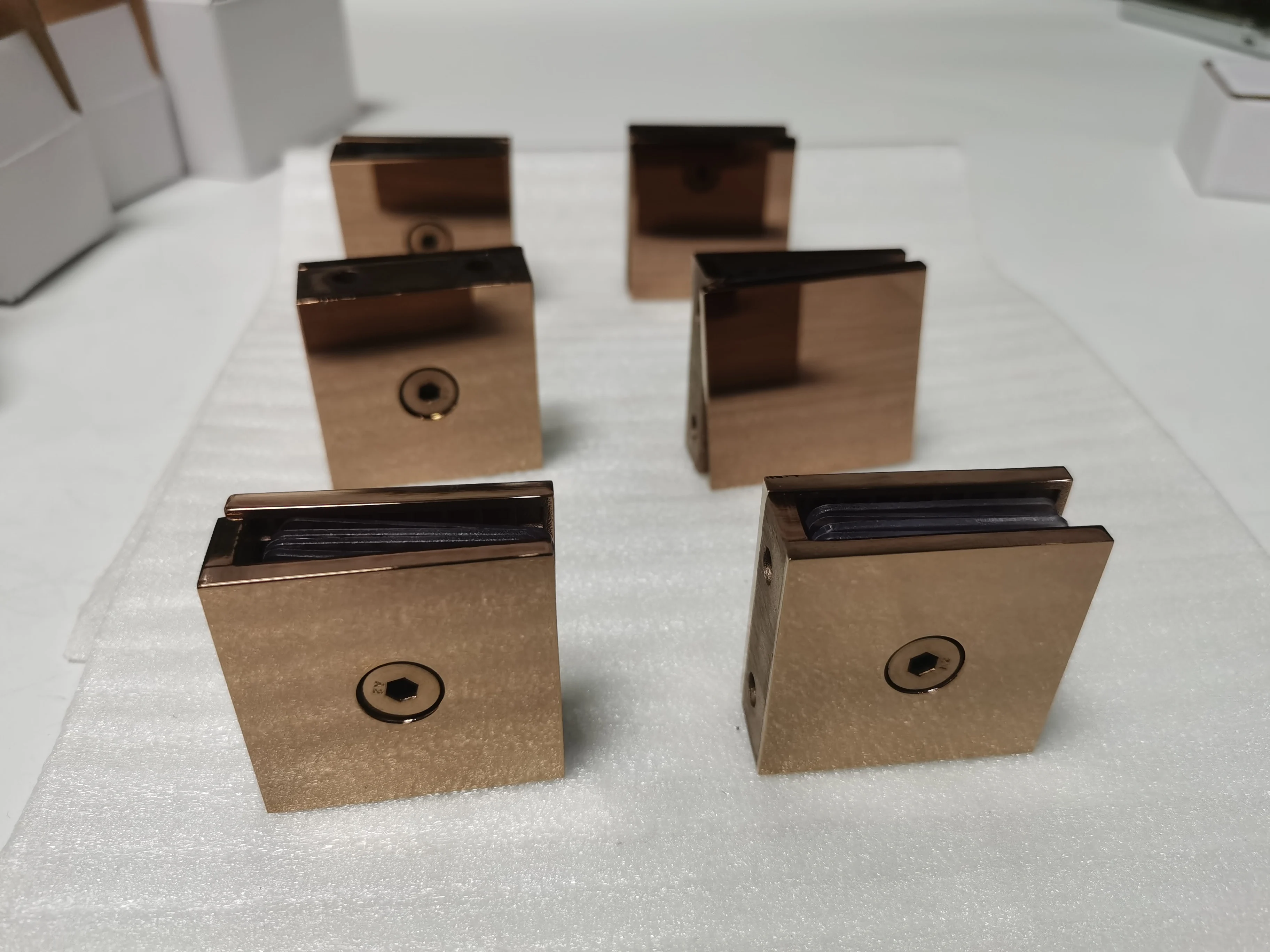 Rose Gold Quality Glass Clamps Square Wall to Glass Clip Casting Clamp for Shower Fittings