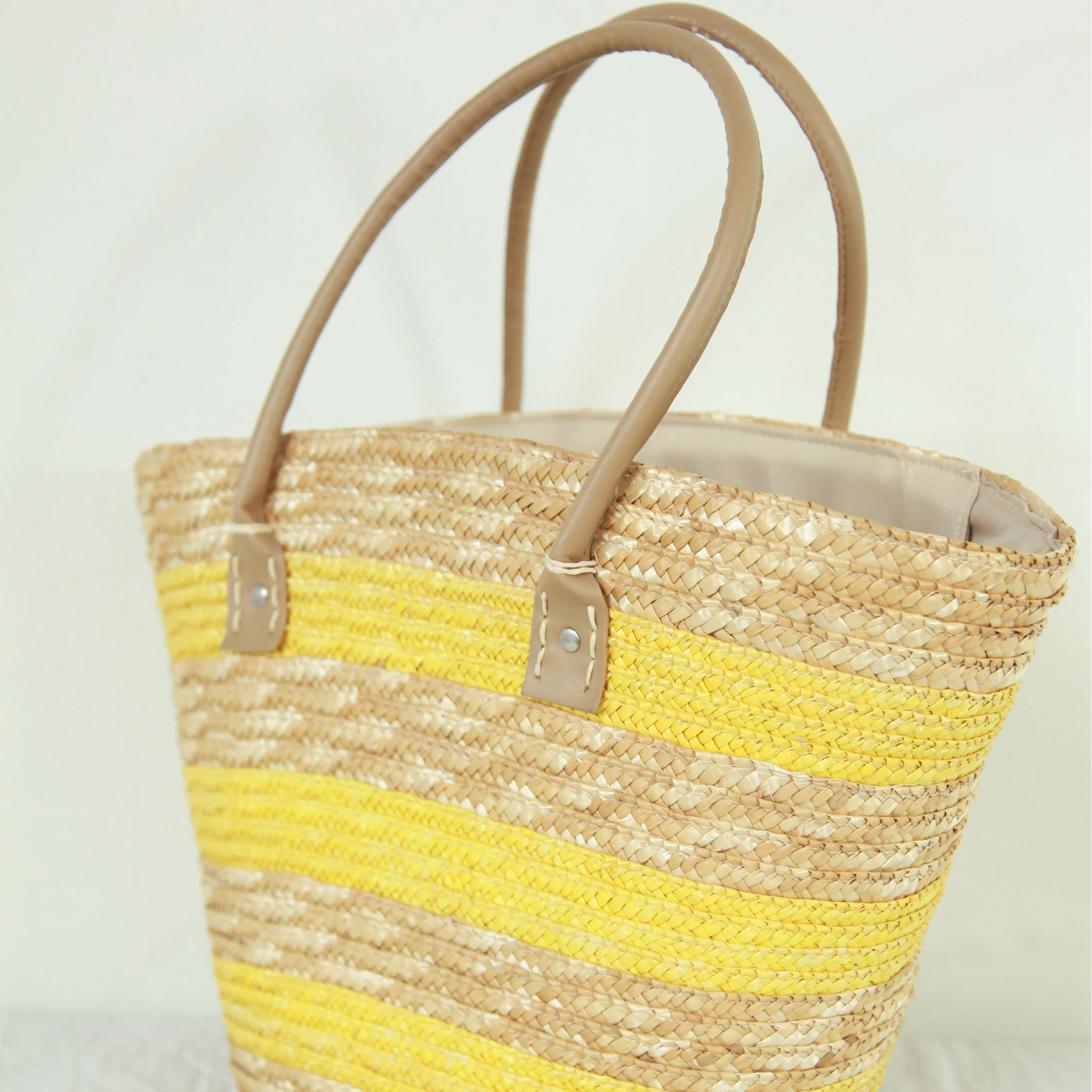 Handmade beach bag summer vacation leisure bag large capacity straw braided shoulder bag