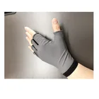 Sports Gloves High Quality Lightweight Black Sports Gloves Silicone Gel Anti-Slip Gym Gloves Fitness