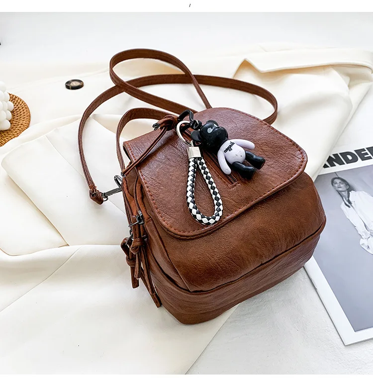 small bolsa with zipper