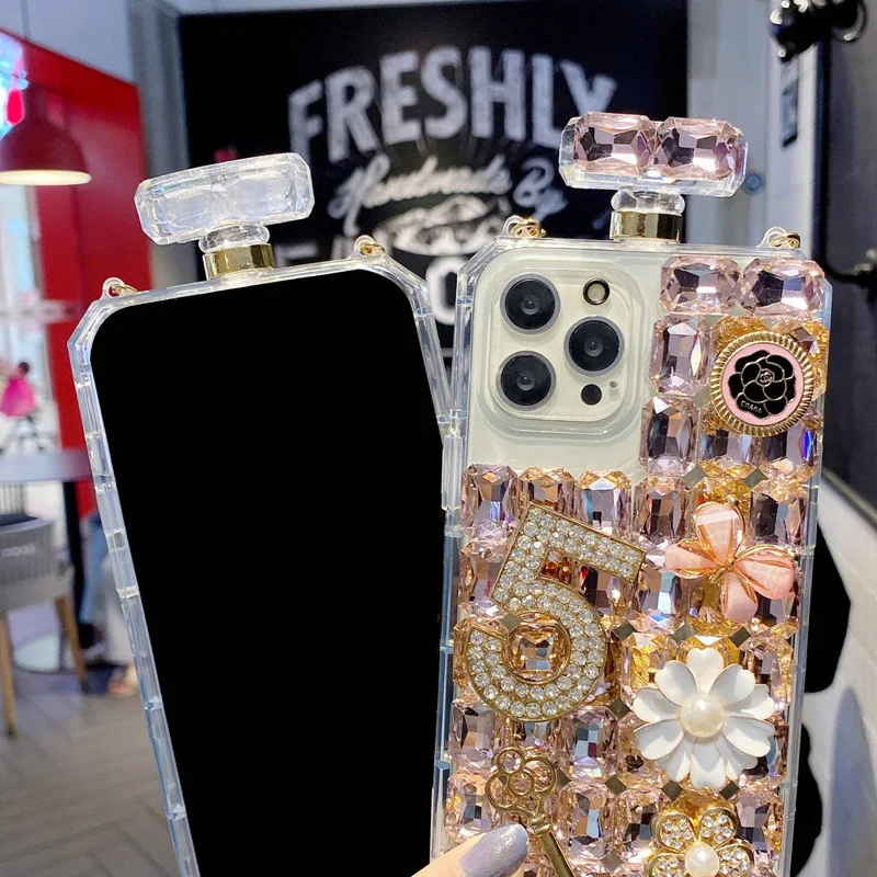 Handmade Rhinestone Perfume Bottle Crossbody Phone Case For iPhone 15 14 13 Pro Max Bling Diamond Back Cover For Samsung Note20