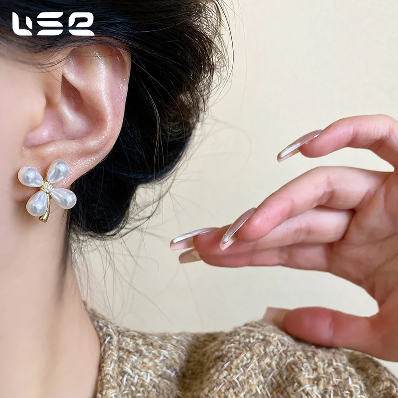 New Korean simple little fresh temperament pearl flower earrings jewelry for women