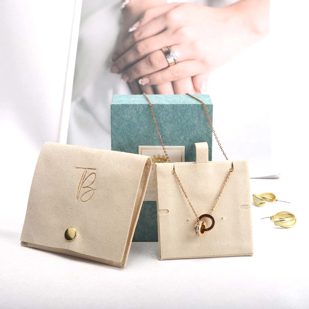 High End Small Microfiber Envelope Jewelry Necklace Ring Bag Snap Button Insert Reusable Custom Logo Gift Jewelry Suede Pouch