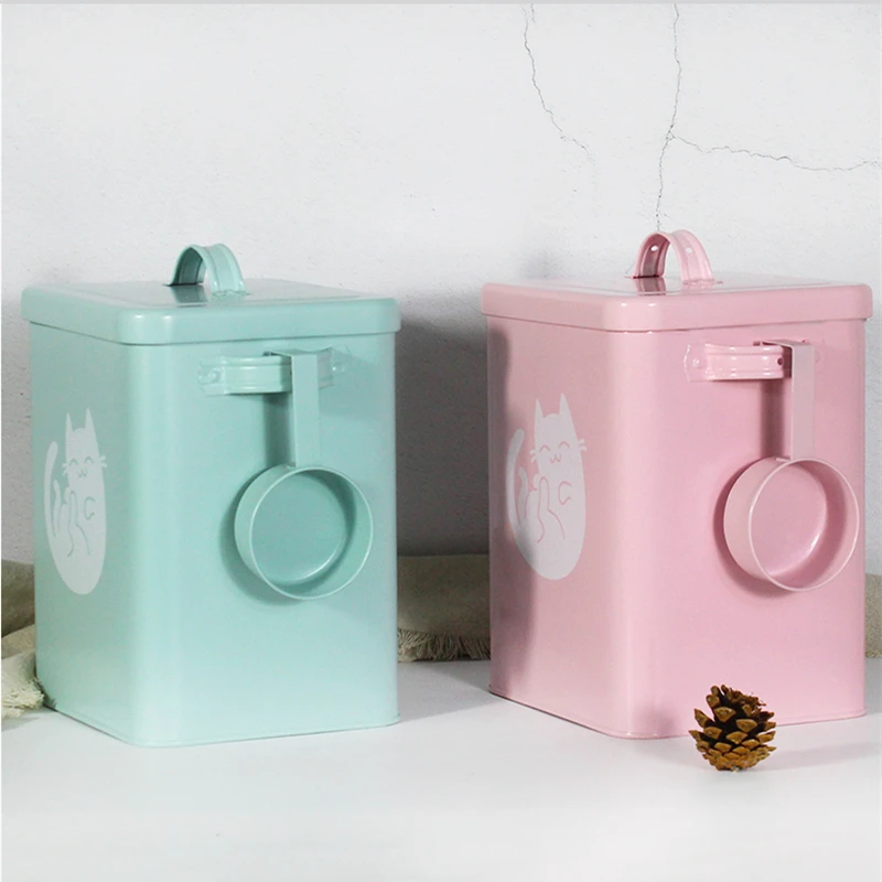 Airtight Dog Treat Storage Tin with Scoop High Quality Galvanized Iron Metal Food Packaging Rectangle Stocked Pet Food Container