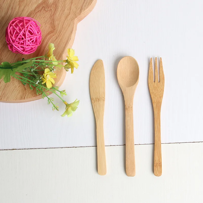 2019 Hot Sell Bamboo Reusable Cutlery for Outdoor Camping Pinnic School Lunch Pack