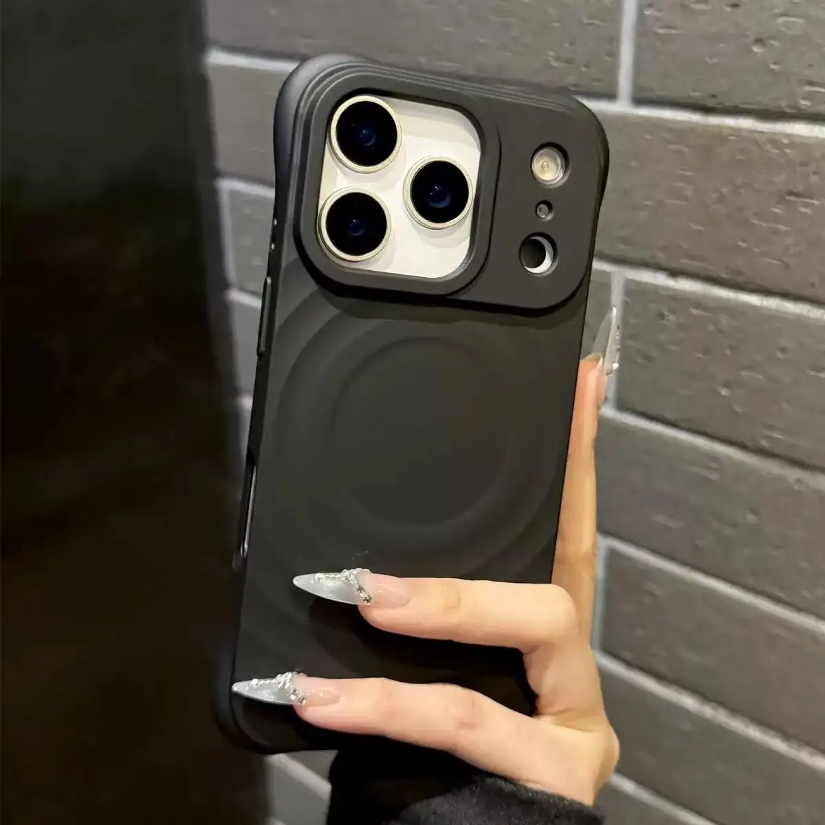 product laudtec full cover phone case new silicone minimalist magnetic style for iphone 16 pro 17 air-4