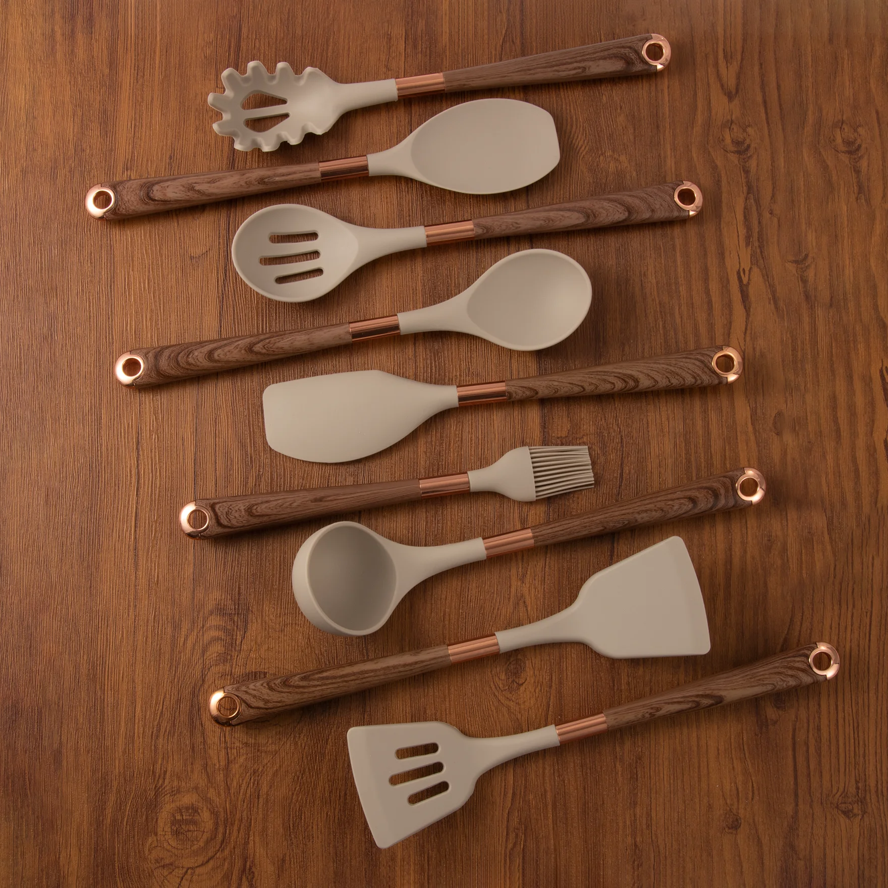 High quality 10pcs Of 1 Set Heat Resistant Silicone Kitchen Utensils With Wood Handle